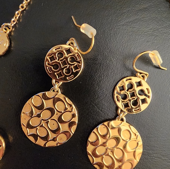 COACH SIGNATURE SET - Picture 3 of 5